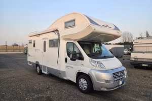 Camper Roller Team Granduca Garage