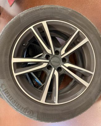 4 cerchi con gomme invernali