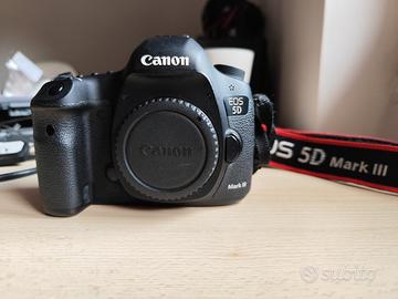 reflex Canon 5D Mark iii