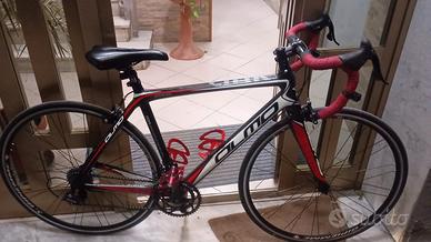 Bicicletta da corsa olmo link in carbonio