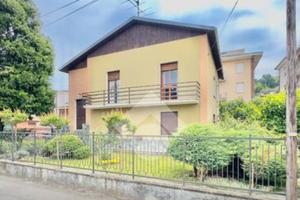 Villa singola libera su 4 lati