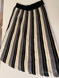 Azara Paris gonna midi svasata