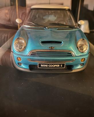 N.4 Modelli Autoart di Mini Cooper S