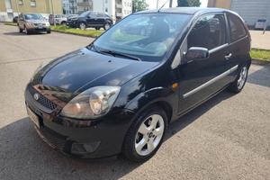 Ford Fiesta 1.2 Benz euro 4 neopatentati