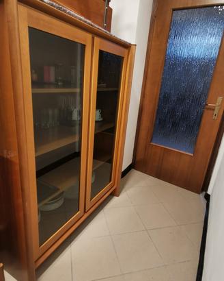Vetrina in legno 