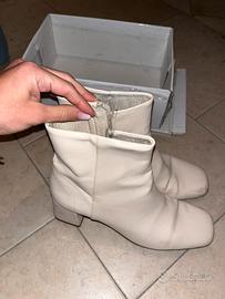 Stivaletti con tacco spesso