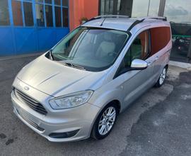 Ford Tourneo Courier 1.5 TDCI 75 CV Titanium