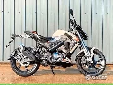 NUOVO NAKED A LIQUIDO Keeway RKF 125cc BIANCO