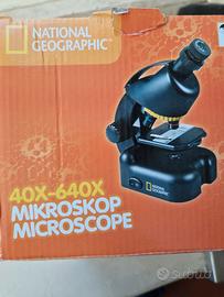Microscopio giocattolo