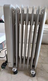 Termosifone elettrico a olio De Longhi