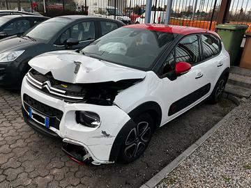 Citroen C3 1.2 PureTech Shine. Automatica. 2019