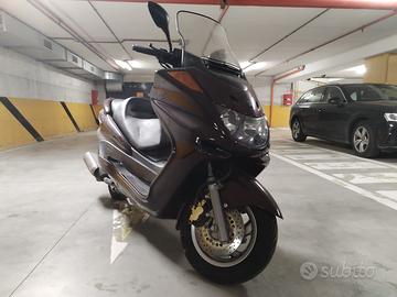 Yamaha majesty 250 usato