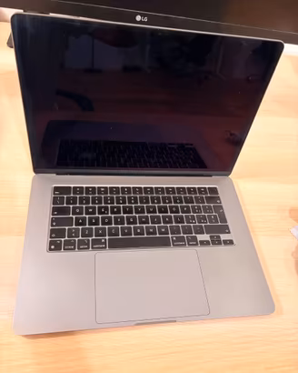 MacBook Air 15", Apple M3, 16 GB RAM, 256 GB, 2024