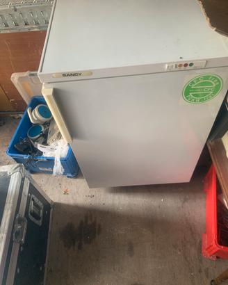 Freezer a cassetti