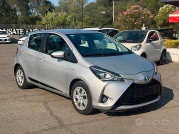 Toyota Yaris 1.5 Hybrid 5 porte Trend