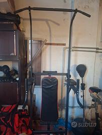 Palestra,PowerTower multifunzione, trazioni ,dips