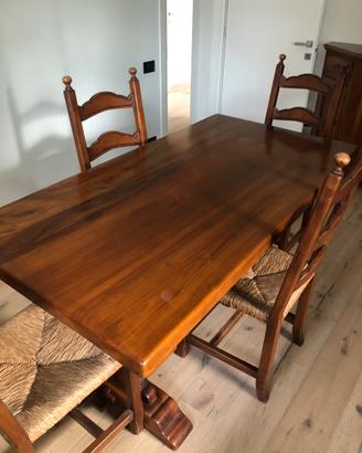 Tavolo cucina e 4 sedie stile arte povera