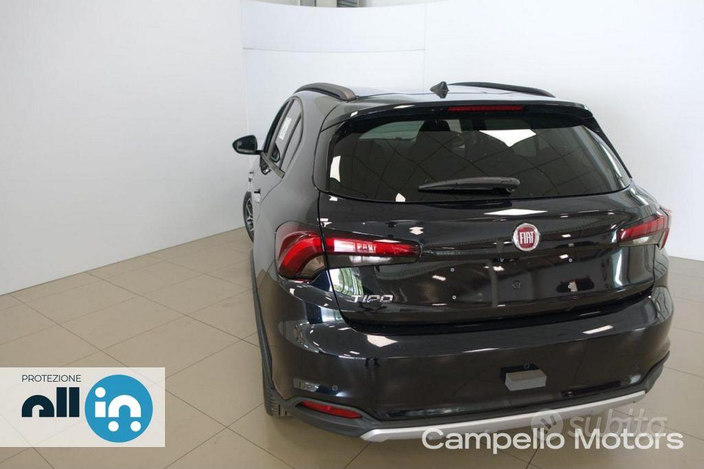 Offerta FIAT Tipo 5p 1.0 T3 100cv Cross MY23 N232560 - Campello Motors