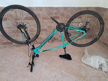 bici  mountain bike  28  ....mai usata