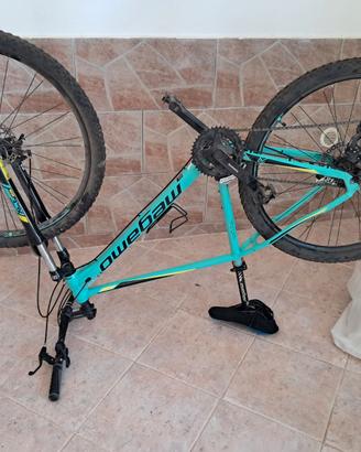 bici  mountain bike  28  ....mai usata