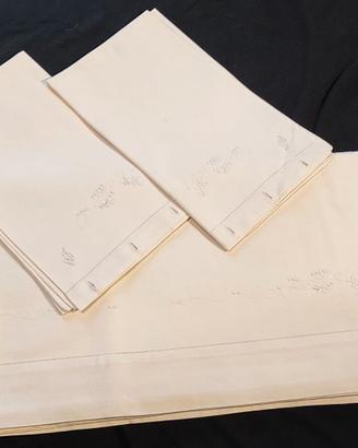 Completo lenzuolo della nonna