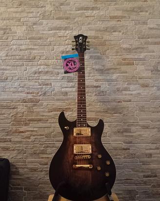 chitarra custom lucidata a mano