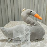 Peluche / cuscino Cigno con tulle e corona