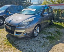 Renault Scénic 1.5 dCi 110CV Dynamique