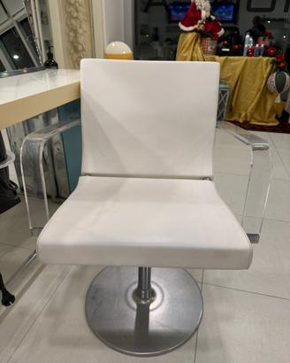 arredamento negozio parrucchiera