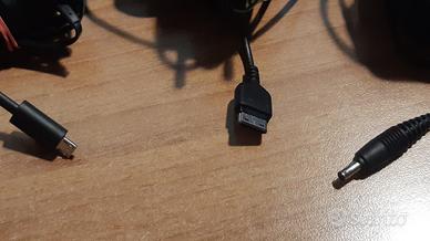 Caricabatterie caricatore cellulare da muro