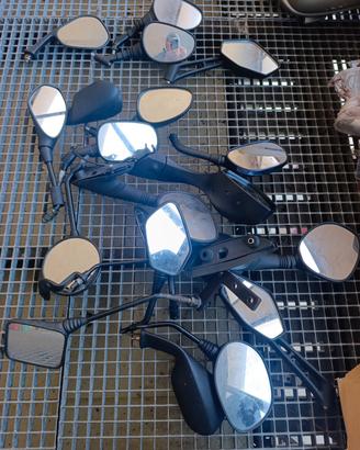 lotto 20 specchietti moto/scooter