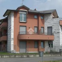 2 LOCALI A LONATE POZZOLO