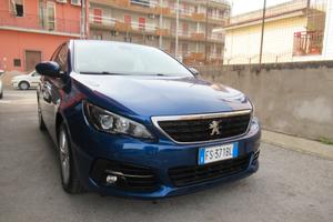 Peugeot 308 BlueHDi 130 S&S Allure