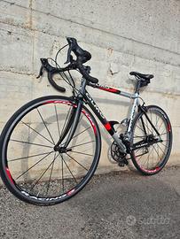 bicicletta da corsa carbonio Olmo