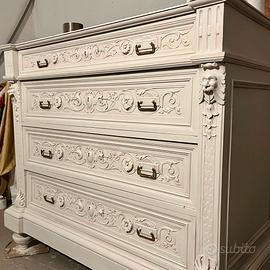 Como/ Cassettone stile Barocco