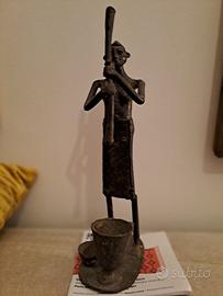 Statua etnica in bronzo
