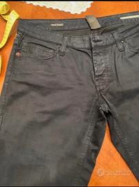 6 Pantaloni e jeans Camouflage