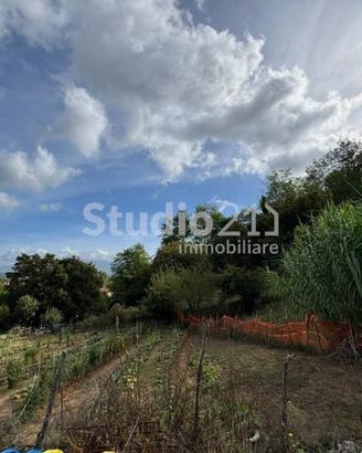 Appartamento di 75 m² con 3 locali e box auto a Fi