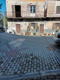 Villetta libera da tre lati con terreno