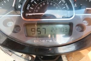 Aprilia Scarabeo 200 - 2012