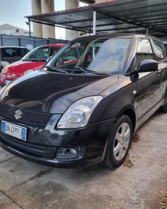 Suzuki Swift 1.3 4x4 5p. GL