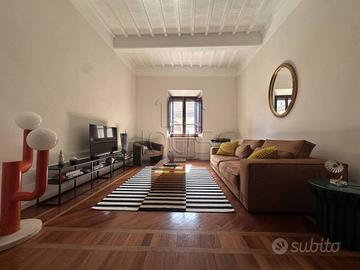 Appartamento di 170 m² con 5 locali a Città di Cas
