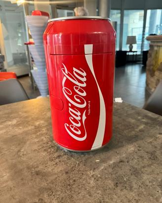 Frigo lattina coca cola