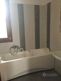 Vasca idromassaggio Jacuzzi