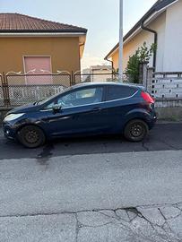 Ford fiesta 3 porte blu scuro