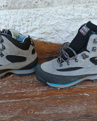 Scarponi trekking donna