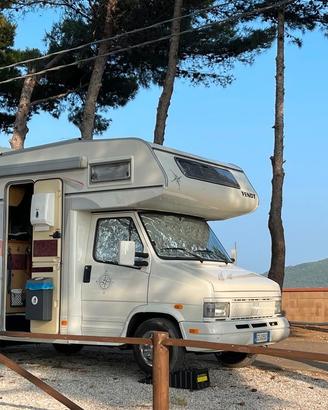 Fiat Ducato FENDT - 19 TD  super acessoriato
