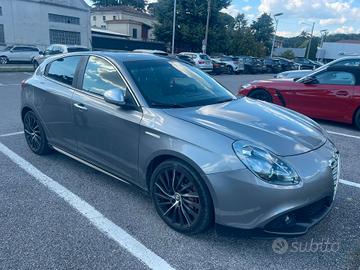 Alfa Romeo Giulietta 1750 TBi Quadrifoglio Verde