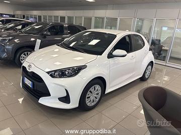 Toyota Yaris 1.0-1.3-TS-D4D 15H ECVT 5P ACTIV...