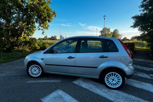 ford fiesta 1.2 75cv